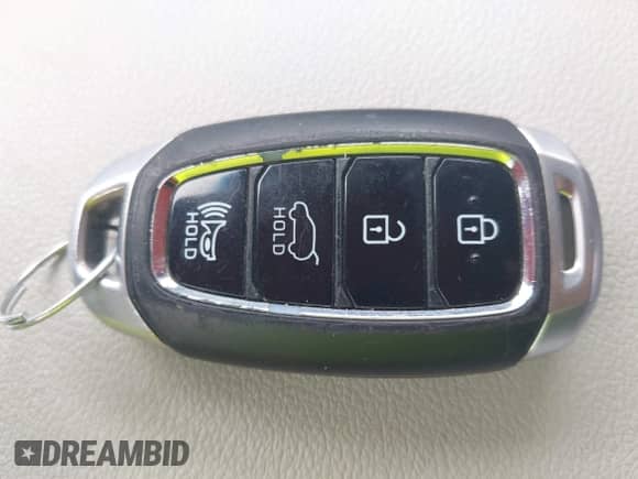 2019 Hyundai Kona Limited z VIN KM8K33AG9KU031350, wystawiony jako IAAI lot #42361160 z przebiegiem 43 338 mil mil oraz . Historia ofert i sprzedaży dostępna na DreamBid. Obrazek 11.