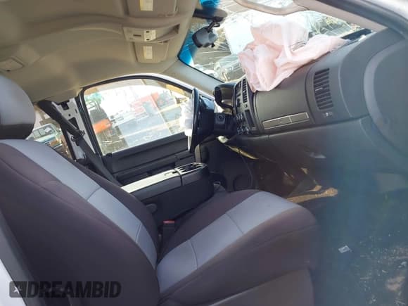 ✅ 2010 Chevrolet Silverado 2500HD LT • VIN: 1GC5KXBG7AZ266485 • Лот: 42994830. Опубликован ранее на IAAI с пробегом 60 697 миль. Бесплатный доступ к архиву аукционных продаж из США и подробный отчёт об истории автомобиля на DreamBid. Изображение 5.