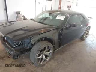 2015 Dodge Challenger SXT Plus z VIN 2C3CDZBG4FH705425, wystawiony jako IAAI lot #43362659 z przebiegiem Nie podano mil oraz . Historia ofert i sprzedaży dostępna na DreamBid. Obrazek 2.