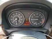 ✅ 2010 BMW 3 Series 328i • VIN: WBAWB3C51AP139640 • Lot: 46573795. Listed on Copart with 97,921 mi. Free auction sales archive from the USA and detailed vehicle history report at DreamBid. Image 9.