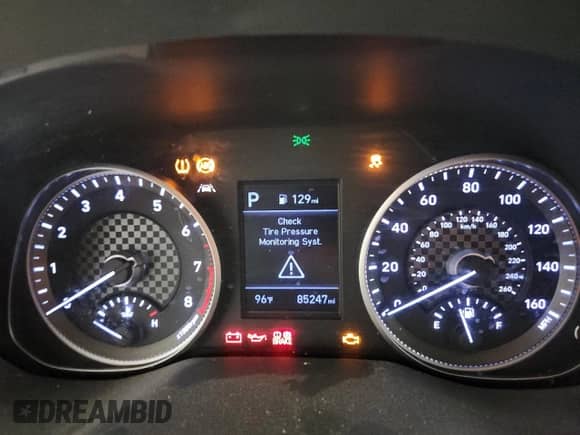 ✅ 2020 Hyundai Elantra SEL • VIN: 5NPD84LF4LH586372 • Lot: 70860015. Listed on Copart with 85,247 mi. Free auction sales archive from the USA and detailed vehicle history report at DreamBid. Image 9.