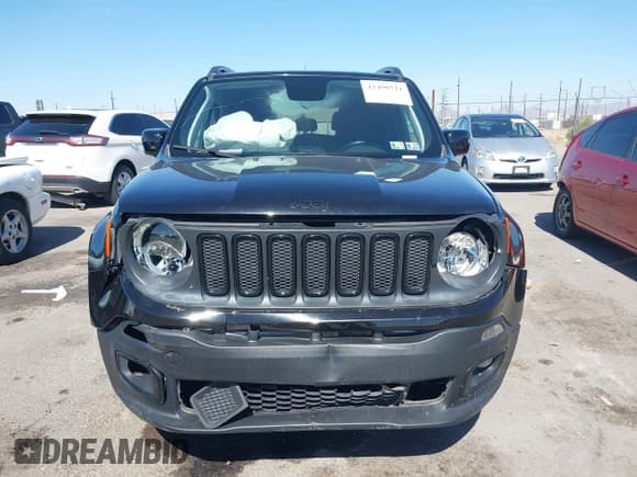 ✅ 2018 Jeep Renegade Latitude • VIN: ZACCJBBB6JPH90761 • Lot: 42499721. Wystawiony na IAAI z przebiegiem Nie podano. Bezpłatny archiwum sprzedaży aukcyjnych z USA i szczegółowy raport historii pojazdu na DreamBid. Zdjęcie 12.