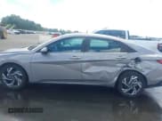 ✅ 2025 Hyundai Elantra SEL Convenience • VIN: KMHLS4DG3SU935865 • Лот: 43255381. Опубликован ранее на IAAI с пробегом 5 020 миль. Бесплатный доступ к архиву аукционных продаж из США и подробный отчёт об истории автомобиля на DreamBid. Изображение 14.