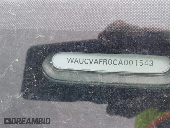 ✅ 2012 Audi S5 Premium Plus • VIN: WAUCVAFR0CA001543 • Lot: 42087961. Wystawiony na IAAI z przebiegiem 100 951 mil. Bezpłatny archiwum sprzedaży aukcyjnych z USA i szczegółowy raport historii pojazdu na DreamBid. Zdjęcie 9.