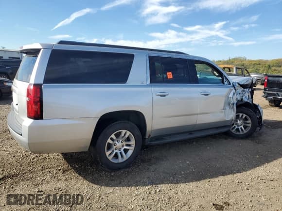 ✅ 2016 Chevrolet Suburban LS • VIN: 1GNSKGKC3GR166450 • Lot: 90118295. Listed on Copart with 144,145 mi. Free auction sales archive from the USA and detailed vehicle history report at DreamBid. Image 3.