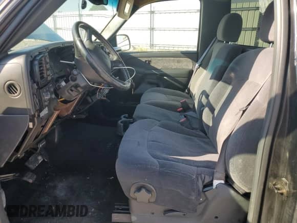 2002 Chevrolet Silverado 1500 LS with VIN 1GCEK14T32Z251491, listed as a Copart auction lot 80575465 with 470,083 mi miles and Salvage title. Bid and sale history available at DreamBid. Image 7.