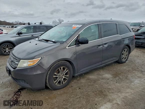 ✅ 2013 Honda Odyssey EX • VIN: 5FNRL5H40DB061262 • Lot: 95397725. Listed on Copart with 232,178 mi. Free auction sales archive from the USA and detailed vehicle history report at DreamBid. Image 1.