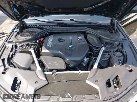 ✅ 2019 BMW 5 Series 530i xDrive • VIN: WBAJA7C51KWC77807 • Lot: 42695407. Listed on IAAI with 74,747 mi. Free auction sales archive from the USA and detailed vehicle history report at DreamBid. Image 10.