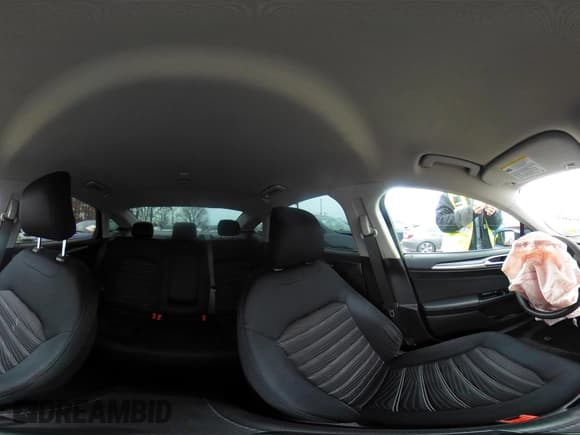 ✅ 2016 Ford Fusion SE • VIN: 3FA6P0H75GR102790 • Lot: 43744147. Wystawiony na IAAI z przebiegiem 173 499 mil. Bezpłatny archiwum sprzedaży aukcyjnych z USA i szczegółowy raport historii pojazdu na DreamBid. Zdjęcie 18.