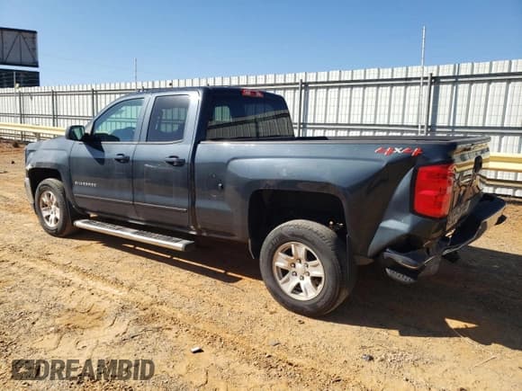 ✅ 2019 Chevrolet Silverado 1500 LT • VIN: 2GCVKPEC9K1141264 • Lot: 75763094. Wystawiony na Copart z przebiegiem 83 356 mil. Bezpłatny archiwum sprzedaży aukcyjnych z USA i szczegółowy raport historii pojazdu na DreamBid. Zdjęcie 2.