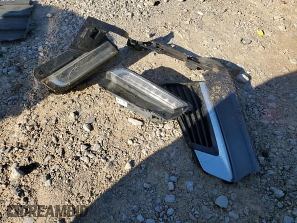 ✅ 2017 Cadillac CTS Luxury RWD • VIN: 1G6AR5SX8H0128521 • Lot: 48345805. Listed on Copart with 107,281 mi. Free auction sales archive from the USA and detailed vehicle history report at DreamBid. Image 12.