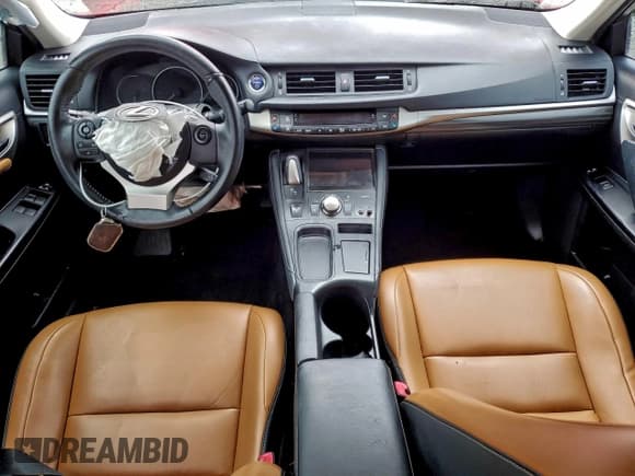 ✅ 2015 Lexus CT 200h • VIN: JTHKD5BH1F2218361 • Lot: 96817735. Wystawiony na Copart z przebiegiem Nie podano. Bezpłatny archiwum sprzedaży aukcyjnych z USA i szczegółowy raport historii pojazdu na DreamBid. Zdjęcie 8.