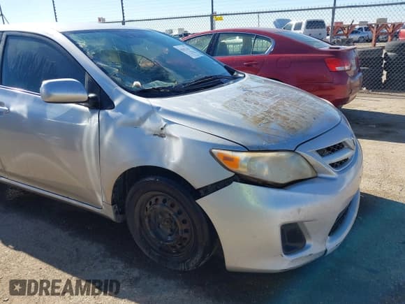 ✅ 2011 Toyota Corolla LE • VIN: JTDBU4EE9B9160868 • Lot: 43612101. Wystawiony na IAAI z przebiegiem Nie podano. Bezpłatny archiwum sprzedaży aukcyjnych z USA i szczegółowy raport historii pojazdu na DreamBid. Zdjęcie 6.