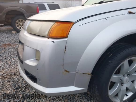 ✅ 2004 Saturn VUE V6 • VIN: 5GZCZ63494S843028 • Lot: 41478825. Wystawiony na IAAI z przebiegiem 237 742 mil. Bezpłatny archiwum sprzedaży aukcyjnych z USA i szczegółowy raport historii pojazdu na DreamBid. Zdjęcie 6.