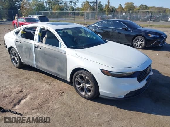 ✅ 2024 Honda Accord EX • VIN: 1HGCY1F31RA025382 • Lot: 43426630. Wystawiony na IAAI z przebiegiem 110 268 mil. Bezpłatny archiwum sprzedaży aukcyjnych z USA i szczegółowy raport historii pojazdu na DreamBid. Zdjęcie 1.