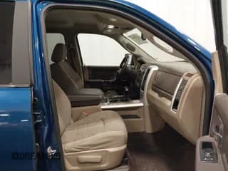 ✅ 2009 Dodge 1500 Laramie • VIN: 1D3HV13T69S734828 • Lot: 42571982. Wystawiony na IAAI z przebiegiem 285 185 mil. Bezpłatny archiwum sprzedaży aukcyjnych z USA i szczegółowy raport historii pojazdu na DreamBid. Zdjęcie 5.