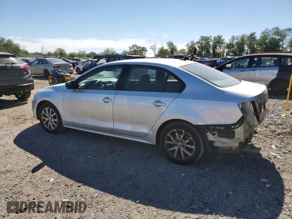 ✅ 2015 Volkswagen Jetta SE • VIN: 3VWD17AJXFM299398 • Lot: 84786315. Listed on Copart with 154,830 mi. Free auction sales archive from the USA and detailed vehicle history report at DreamBid. Image 2.
