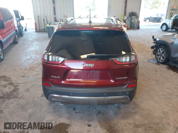 ✅ 2019 Jeep Cherokee Limited • VIN: 1C4PJMDX3KD435570 • Lot: 43328030. Wystawiony na IAAI z przebiegiem 111 540 mil. Bezpłatny archiwum sprzedaży aukcyjnych z USA i szczegółowy raport historii pojazdu na DreamBid. Zdjęcie 16.