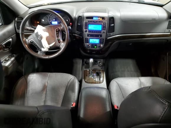 ✅ 2011 Hyundai Santa Fe Limited • VIN: 5XYZKDAG0BG072088 • Lot: 78545674. Listed on Copart with 179,292 mi. Free auction sales archive from the USA and detailed vehicle history report at DreamBid. Image 8.