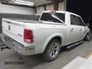 ✅ 2017 Ram 1500 Laramie • VIN: 1C6RR7NM9HS874615 • Lot: 42732356. Wystawiony na IAAI z przebiegiem 97 006 mil. Bezpłatny archiwum sprzedaży aukcyjnych z USA i szczegółowy raport historii pojazdu na DreamBid. Zdjęcie 4.