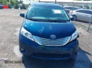 ✅ 2012 Toyota Sienna XLE • VIN: 5TDDK3DC8CS036344 • Lot: 42548259. Wystawiony na IAAI z przebiegiem 210 155 mil. Bezpłatny archiwum sprzedaży aukcyjnych z USA i szczegółowy raport historii pojazdu na DreamBid. Zdjęcie 12.
