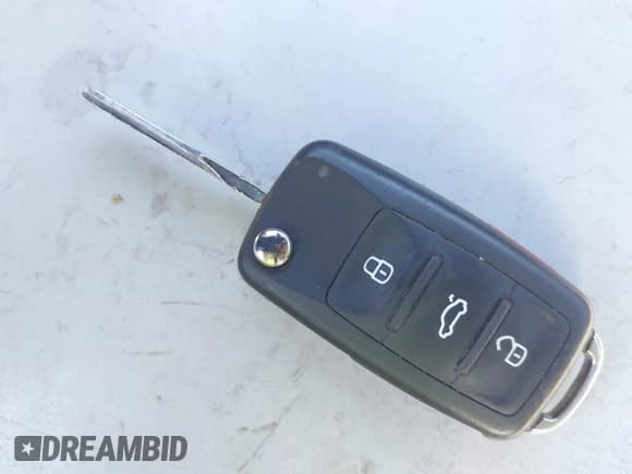 ✅ 2012 Volkswagen Jetta • VIN: 3VW2K7AJ5CM308704 • Лот: 43273985. Опубликован ранее на IAAI с пробегом 143 715 миль. Бесплатный доступ к архиву аукционных продаж из США и подробный отчёт об истории автомобиля на DreamBid. Изображение 11.