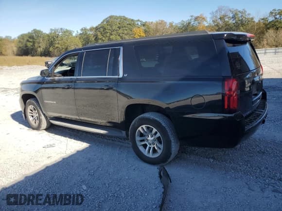✅ 2015 Chevrolet Suburban LT • VIN: 1GNSCJKC2FR291903 • Lot: 79424704. Wystawiony na Copart z przebiegiem 220 657 mil. Bezpłatny archiwum sprzedaży aukcyjnych z USA i szczegółowy raport historii pojazdu na DreamBid. Zdjęcie 2.