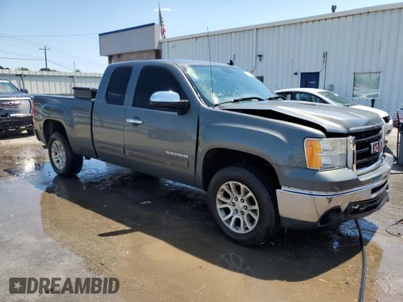 ✅ 2011 GMC Sierra 1500 SLE • VIN: 1GTR1VEA0BZ396111 • Lot: 70116465. Wystawiony na Copart z przebiegiem 176 042 mil. Bezpłatny archiwum sprzedaży aukcyjnych z USA i szczegółowy raport historii pojazdu na DreamBid. Zdjęcie 4.