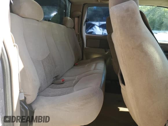 ✅ 2005 Chevrolet Silverado 1500 • VIN: 1GCEC19T65Z342846 • Лот: 75845054. Опубликован ранее на Copart с пробегом 173 814 миль. Бесплатный доступ к архиву аукционных продаж из США и подробный отчёт об истории автомобиля на DreamBid. Изображение 10.