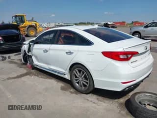 ✅ 2015 Hyundai Sonata Sport • VIN: 5NPE34AB3FH092236 • Лот: 43083552. Опубликован ранее на IAAI с пробегом 89 391 миль. Бесплатный доступ к архиву аукционных продаж из США и подробный отчёт об истории автомобиля на DreamBid. Изображение 3.