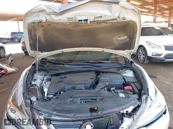 ✅ 2017 Nissan Altima S • VIN: 1N4AL3AP5HC175904 • Lot: 42910247. Wystawiony na IAAI z przebiegiem 167 328 mil. Bezpłatny archiwum sprzedaży aukcyjnych z USA i szczegółowy raport historii pojazdu na DreamBid. Zdjęcie 10.