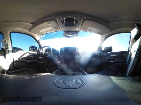 2022 Ram 1500 Laramie с VIN 1C6RREJT6NN291821, выставлен на аукционе IAAI как лот 41389654 с пробегом 31 957 миль миль и . История ставок и продаж доступна на DreamBid. Изображение 19.