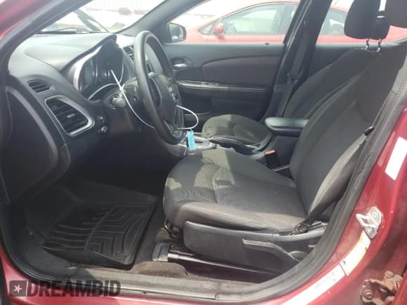 ✅ 2014 Dodge Avenger SE • VIN: 1C3CDZAG2EN177861 • Лот: 64030144. Опубликован ранее на Copart с пробегом 151 462 миль. Бесплатный доступ к архиву аукционных продаж из США и подробный отчёт об истории автомобиля на DreamBid. Изображение 7.