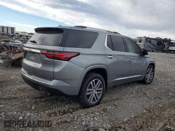 2023 Chevrolet Traverse High Country z VIN 1GNEVNKW0PJ155164, wystawiony jako Copart lot #86241595 z przebiegiem Nie podano mil oraz Szkoda całkowita • Salvage title. Historia ofert i sprzedaży dostępna na DreamBid. Obrazek 3.