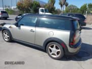 ✅ 2008 MINI Clubman • VIN: WMWML33598TJ46888 • Лот: 42398226. Опубликован ранее на IAAI с пробегом 165 337 миль. Бесплатный доступ к архиву аукционных продаж из США и подробный отчёт об истории автомобиля на DreamBid. Изображение 3.