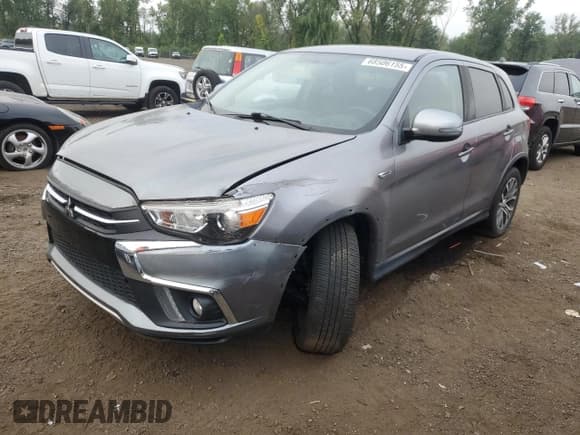 ✅ 2019 Mitsubishi Outlander SE • VIN: JA4AP4AUXKU016818 • Lot: 68506155. Listed on Copart with 55,470 mi. Free auction sales archive from the USA and detailed vehicle history report at DreamBid. Image 1.