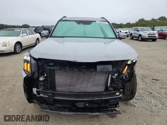 ✅ 2024 Kia Telluride EX X-Line • VIN: 5XYP3DGC3RG460239 • Lot: 80366055. Wystawiony na Copart z przebiegiem 13 978 mil. Bezpłatny archiwum sprzedaży aukcyjnych z USA i szczegółowy raport historii pojazdu na DreamBid. Zdjęcie 5.