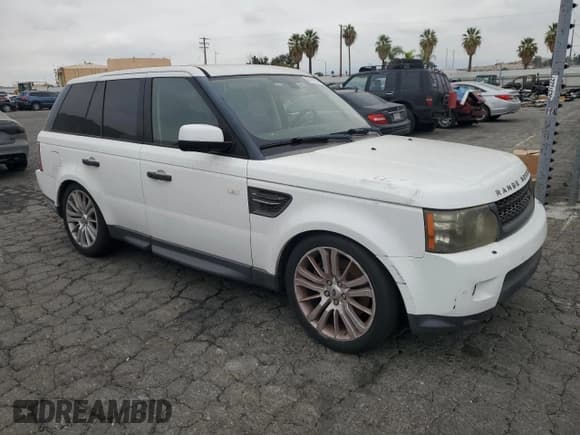 ✅ 2011 Land Rover Range Rover Sport HSE Lux • VIN: SALSK2D47BA296670 • Lot: 84159615. Listed on Copart with 210,452 mi. Free auction sales archive from the USA and detailed vehicle history report at DreamBid. Image 4.