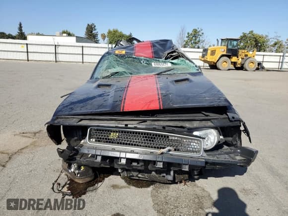 ✅ 2014 Dodge Challenger SXT • VIN: 2C3CDYAG9EH108927 • Lot: 69865674. Wystawiony na Copart z przebiegiem 130 196 mil. Bezpłatny archiwum sprzedaży aukcyjnych z USA i szczegółowy raport historii pojazdu na DreamBid. Zdjęcie 5.