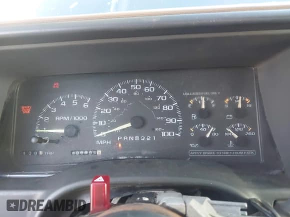 ✅ 1995 Chevrolet Silverado 1500 • VIN: 2GCEC19K6S1266198 • Lot: 43617591. Wystawiony na IAAI z przebiegiem 206 691 mil. Bezpłatny archiwum sprzedaży aukcyjnych z USA i szczegółowy raport historii pojazdu na DreamBid. Zdjęcie 7.