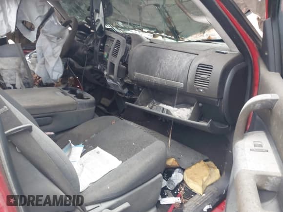 ✅ 2008 Chevrolet Silverado 1500 1LT • VIN: 2GCEC13J981298054 • Lot: 38374719. Listed on IAAI with Not provided. Free auction sales archive from the USA and detailed vehicle history report at DreamBid. Image 5.