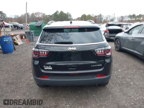 ✅ 2020 Jeep Compass Limited • VIN: 3C4NJDCB4LT246337 • Lot: 43676681. Listed on IAAI with 26,378 mi. Free auction sales archive from the USA and detailed vehicle history report at DreamBid. Image 16.