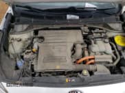 ✅ 2017 Kia Niro LX • VIN: KNDCB3LC1H5093138 • Lot: 51338602. Wystawiony na Copart z przebiegiem 61 382 mil. Bezpłatny archiwum sprzedaży aukcyjnych z USA i szczegółowy raport historii pojazdu na DreamBid. Zdjęcie 7.