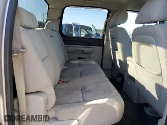 ✅ 2010 Chevrolet Silverado 1500 LT • VIN: 3GCRKSE35AG172022 • Lot: 75488964. Listed on Copart with 176,359 mi. Free auction sales archive from the USA and detailed vehicle history report at DreamBid. Image 10.