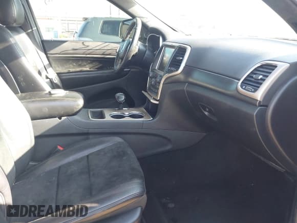 ✅ 2015 Jeep Grand Cherokee Altitude • VIN: 1C4RJFAG9FC797651 • Лот: 43241261. Опубликован ранее на IAAI с пробегом 229 091 миль. Бесплатный доступ к архиву аукционных продаж из США и подробный отчёт об истории автомобиля на DreamBid. Изображение 5.