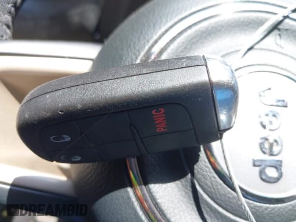 ✅ 2017 Jeep Renegade Latitude • VIN: ZACCJABB5HPF45504 • Lot: 42486270. Wystawiony na IAAI z przebiegiem 67 610 mil. Bezpłatny archiwum sprzedaży aukcyjnych z USA i szczegółowy raport historii pojazdu na DreamBid. Zdjęcie 11.