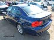 ✅ 2011 BMW 3 Series 328i • VIN: WBAPH5G59BNM72013 • Lot: 41970086. Wystawiony na IAAI z przebiegiem 71 408 mil. Bezpłatny archiwum sprzedaży aukcyjnych z USA i szczegółowy raport historii pojazdu na DreamBid. Zdjęcie 3.