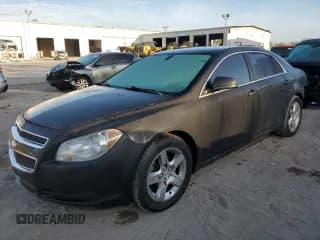 ✅ 2011 Chevrolet Malibu 1LS • VIN: 1G1ZB5E13BF222427 • Lot: 83581574. Wystawiony na Copart z przebiegiem Nie podano. Bezpłatny archiwum sprzedaży aukcyjnych z USA i szczegółowy raport historii pojazdu na DreamBid. Zdjęcie 1.