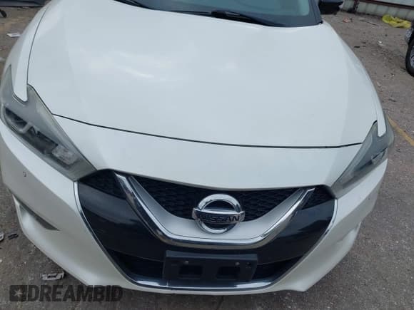 ✅ 2017 Nissan Maxima Platinum • VIN: 1N4AA6AP0HC380988 • Lot: 42245241. Listed on IAAI with 88,822 mi. Free auction sales archive from the USA and detailed vehicle history report at DreamBid. Image 12.