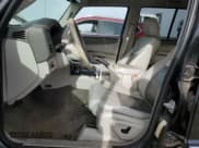 ✅ 2008 Jeep Commander Limited • VIN: 1J8HG58N98C125061 • Лот: 82491864. Опубликован ранее на Copart с пробегом 170 340 миль. Бесплатный доступ к архиву аукционных продаж из США и подробный отчёт об истории автомобиля на DreamBid. Изображение 7.